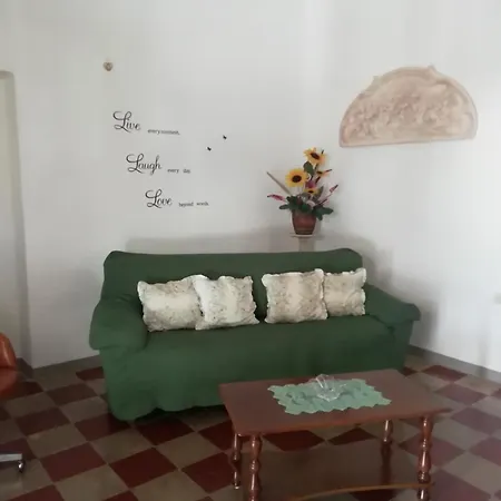 Cozy Studio Near Flisvos Marina Atena Exterior foto