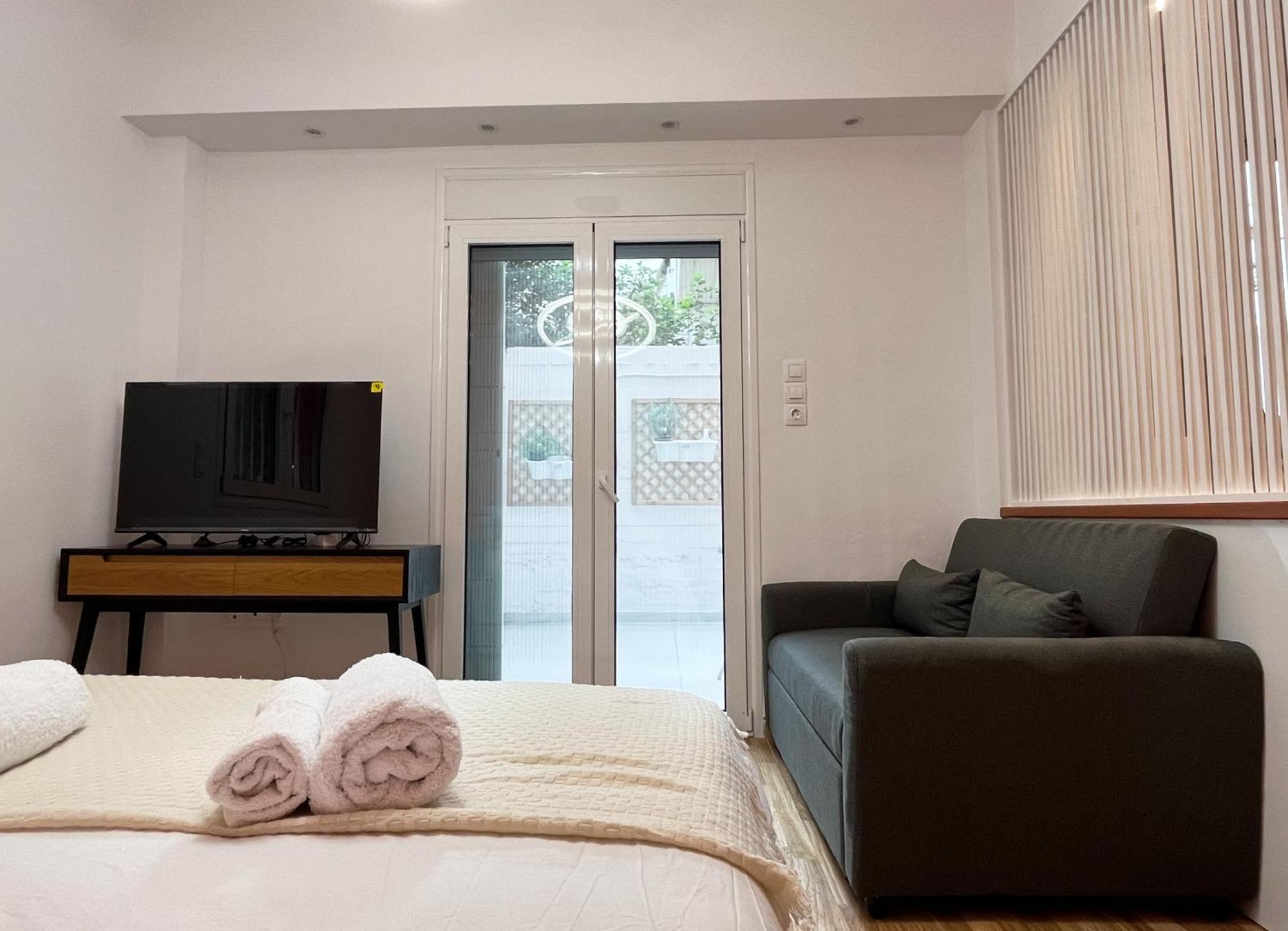 Apartment Cozy Near Flisvos Marina *